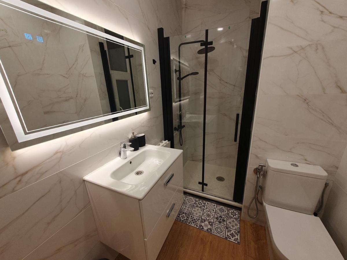 Aimendi Host Bilbao District Center II Lägenhet Exteriör bild
