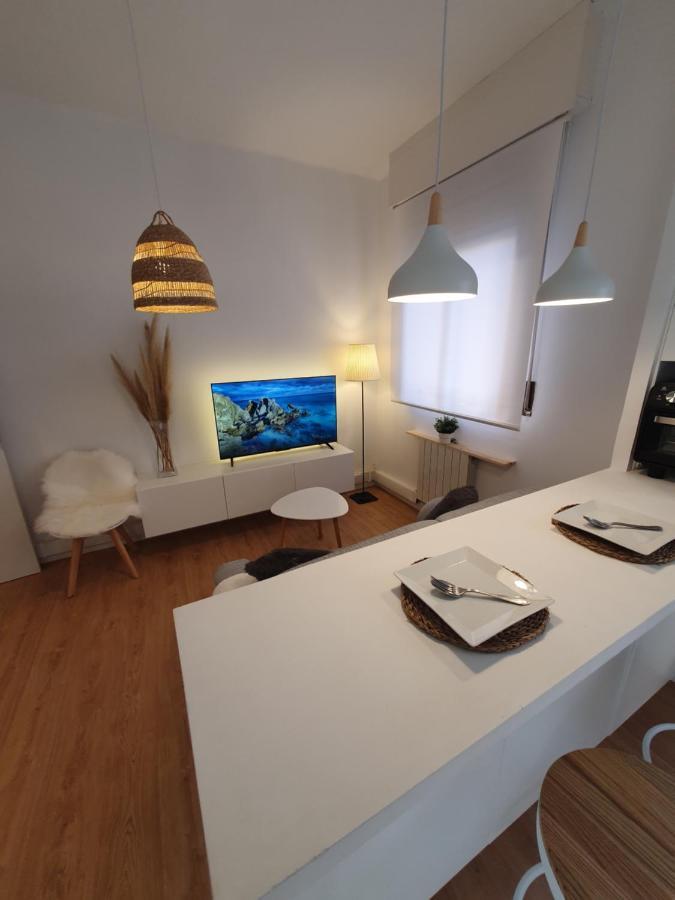 Aimendi Host Bilbao District Center II Lägenhet Exteriör bild